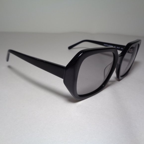 Diane von Furstenberg COLETTA DVF665S Black New Women\'s Sunglasses main image 3